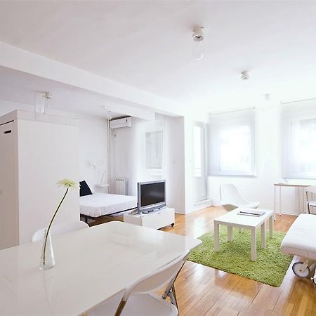 Miu Arena Apartment Beograd Phòng bức ảnh